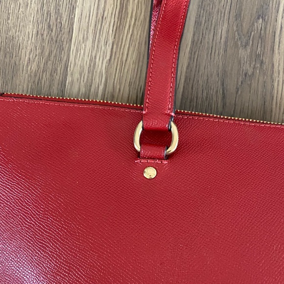 Coach Red Gallery Tote Bag 79608 - Picture 10 of 13